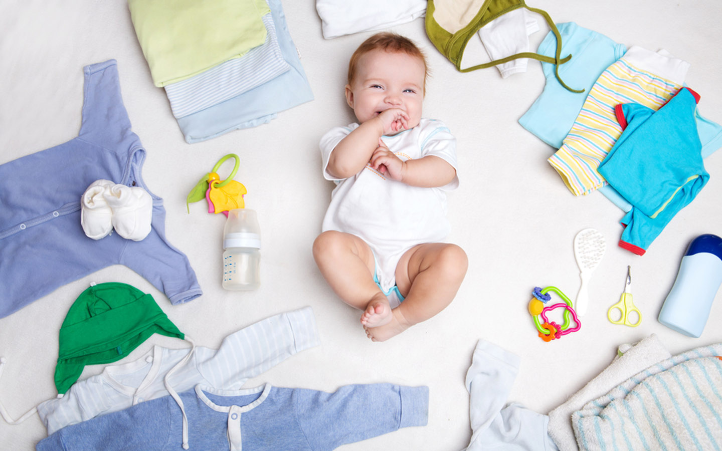 مستلزمات الأم والطفل